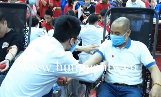 45 lần tình nguyện hiến máu cứu người 