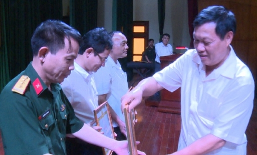 Hưng Yên tổng kết 10 năm thực hiện Nghị quyết của Bộ Chính trị về xây dựng khu vực phòng thủ