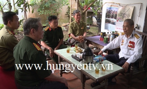 Gặp gỡ chiến sĩ đoàn tàu không số và kỷ niệm 3 lần được gặp Bác Hồ