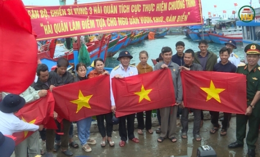 Vượt sóng mang Tết ra đảo Cồn Cỏ, Lý Sơn