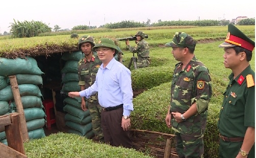 Bí thư Tỉnh ủy kiểm tra thực địa công tác chuẩn bị diễn tập khu vực phòng thủ