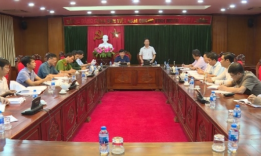 Chủ tịch UBND tỉnh Nguyễn Văn phóng làm việc với thành phố Hưng Yên