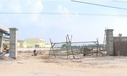 Văn Lâm: Chưa đền bù giải phóng mặt bằng, doanh nghiệp đã san lấp, xây dựng