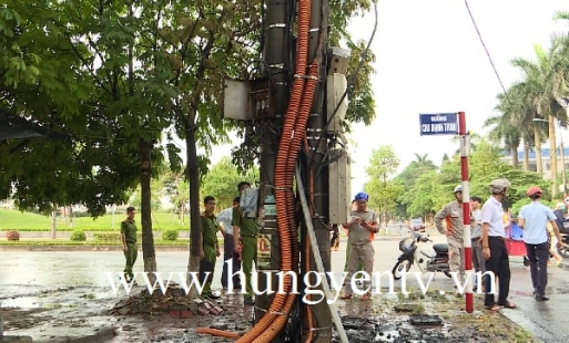 Cháy công tơ điện của Trung tâm Bảo vệ, Chăm sóc sức khoẻ cán bộ tỉnh, gây mất điện khu phố Nhân Dục