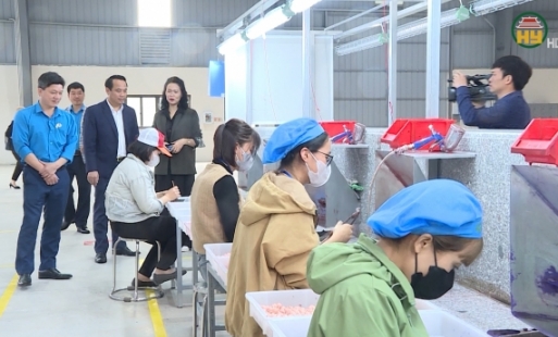 Các doanh nghiệp ở huyện Văn Lâm nỗ lực vượt khó ngay từ đầu năm 2024