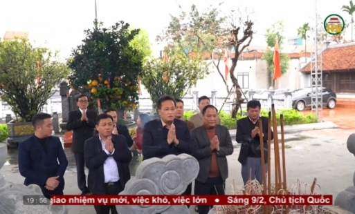 Dâng hương tưởng niệm bà Hoàng Thị Loan