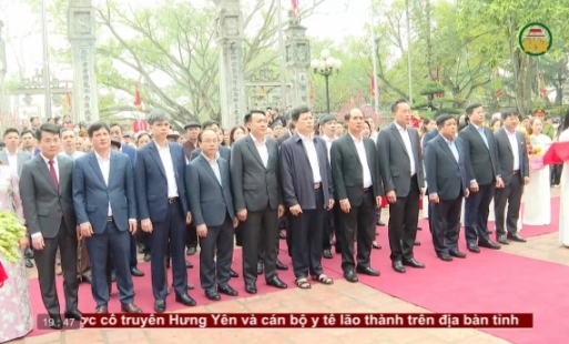 Dâng hương tưởng niệm Tướng quân Phạm Ngũ Lão