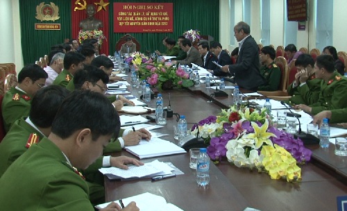 Hưng Yên: Người dân tự giao nộp 8 khẩu súng dịp Tết Đinh Dậu
