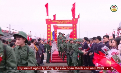 Lễ giao nhận quân diễn ra trang trọng, an toàn