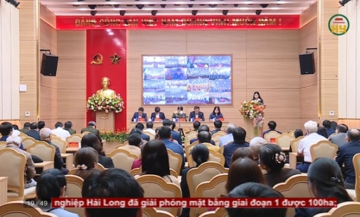 Ứng cử viên đại biểu Quốc hội tiếp xúc cử tri