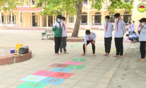 Sáng tạo sân chơi dân gian cho học sinh