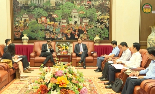 Lãnh đạo tỉnh Hưng Yên tiếp và làm việc với Đại sứ nước Cộng hoà Singapore