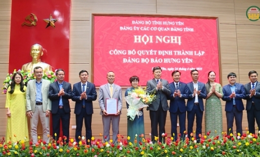 Công bố quyết định thành lập Đảng bộ Báo Hưng Yên