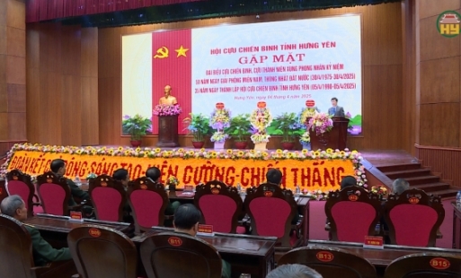 Đồng chí Phó Bí thư Thường trực Tỉnh ủy Trần Quốc Toản gặp mặt đại biểu cựu chiến binh, cựu thanh niên xung phong