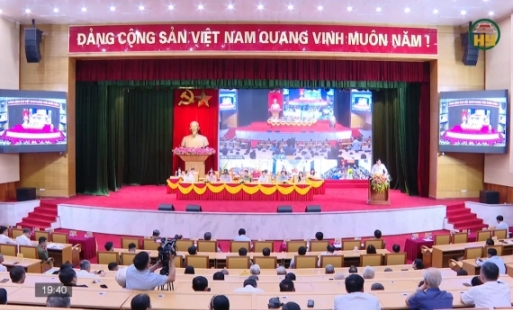 Các đại biểu Quốc hội tiếp xúc cử tri 