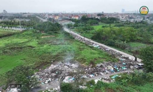 Đốt rác làm cụm công nghiệp tê liệt vì mất điện