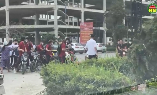Tình trạng học sinh đánh nhau gây thương tích tại Trường THPT Dân lập Hồng Đức