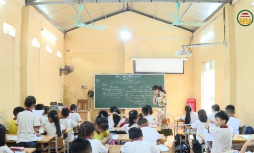 Trường học xây dở dang – Học sinh không có phòng học