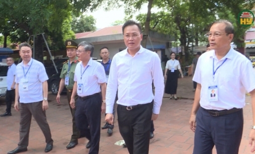 Bí thư Tỉnh ủy Nguyễn Hữu Nghĩa kiểm tra công tác tổ chức thi tốt nghiệp THPT năm 2024