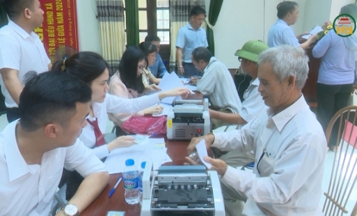 Huyện Ân Thi chi trả tiền bồi thường, hỗ trợ về đất thuộc dự án Cụm công nghiệp Vân Du – Quang Vinh
