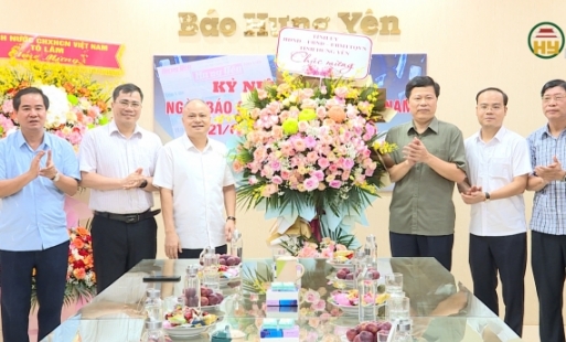 Thường trực Tỉnh ủy chúc mừng các cơ quan báo chí nhân kỷ niệm 99 năm Ngày Báo chí Cách mạng Việt Nam