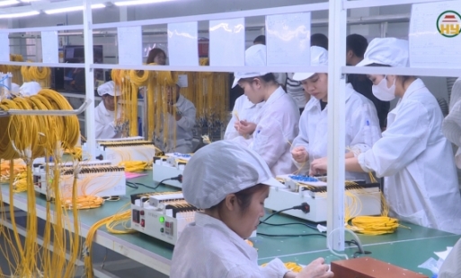 Phát triển công nghiệp đạt nhiều kết quả tích cực