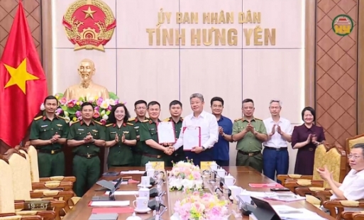 UBND tỉnh ký kết thỏa thuận hợp tác với Tập đoàn Viettel 