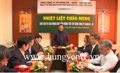 Lãnh đạo tỉnh Hưng Yên động viên các doanh nghiệp nộp thuế tiêu biểu