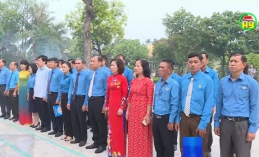 Đoàn đại biểu Tổng LĐLĐ dâng hương tại Khu lưu niệm Tổng Bí thư Nguyễn Văn Linh