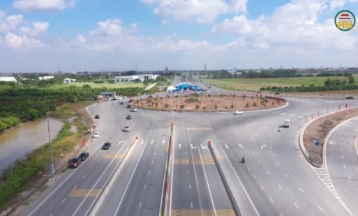 Thủ  tướng Chính phủ thăm Khu công nghiệp Thăng Long II