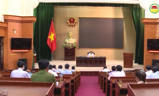 Giao ban UBND tỉnh