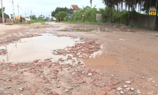 Khổ vì đường ĐH 73 xuống cấp