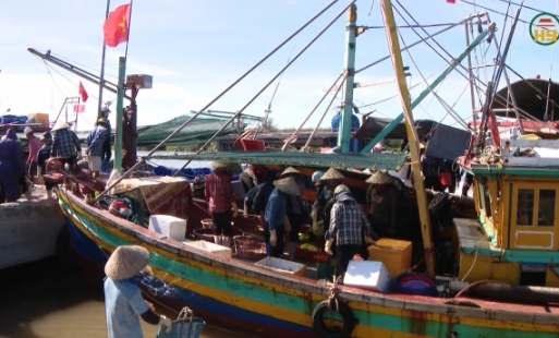 Tăng cường chống khai thác hải sản bất hợp pháp