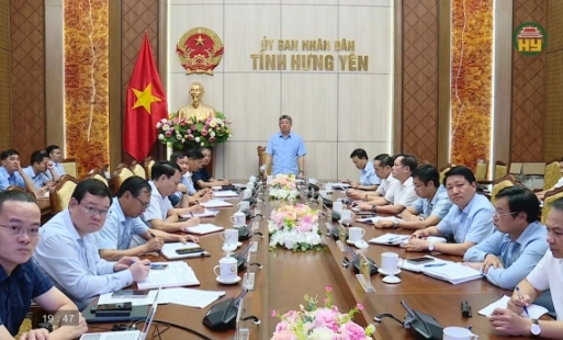 UBND tỉnh nghe báo cáo phương án thiết kế, đầu tư một số dự án