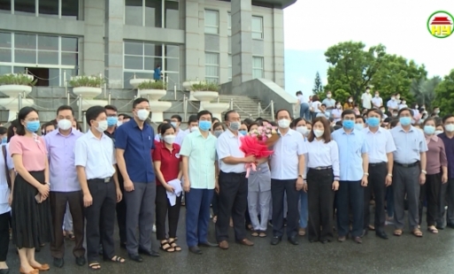 500 cán bộ, y tế tỉnh Hưng Yên tình nguyện lên đường hỗ trợ thủ đô Hà Nội chống dịch