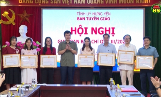 Giao ban báo chí quý III
