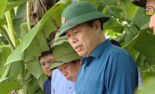 Đồng chí Phó Bí thư Thường trực Tỉnh ủy Trần Quốc Toản kiểm tra công tác phòng, chống bão số 3