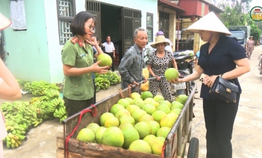 Hưng Yên chung tay cứu trợ người dân vùng lũ