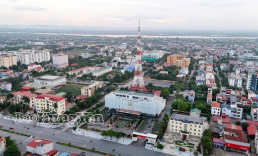 Dự thảo báo cáo chính trị trình Đại hội đại biểu Đảng bộ tỉnh lần thứ I nhiệm kỳ 2025 - 2030