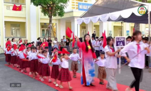 Kiện toàn bộ máy sau sắp xếp trường học