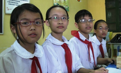 Gia tăng tình trạng cận thị học đường ở Hưng Yên 