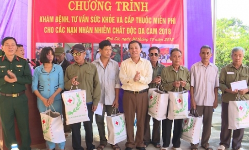 270 nạn nhân da cam ở Phù Cừ được khám bênh, cấp thuốc miễn phí