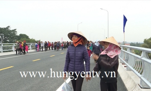 Cầu La Tiến - Điểm nối những mùa xuân