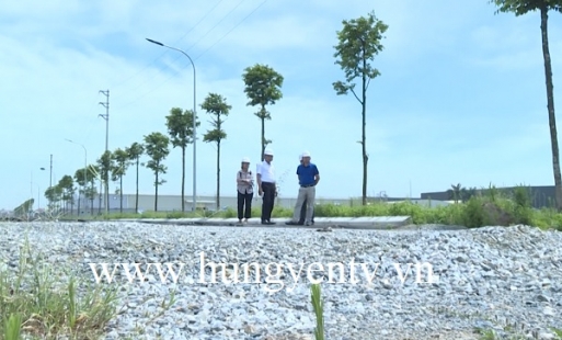 Doanh nghiệp đã đền bù hơn 200 tỉ đồng nhưng 10 năm chưa có mặt bằng sạch