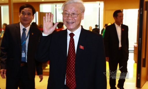 Giới thiệu Tổng bí thư Nguyễn Phú Trọng làm Chủ tịch nước