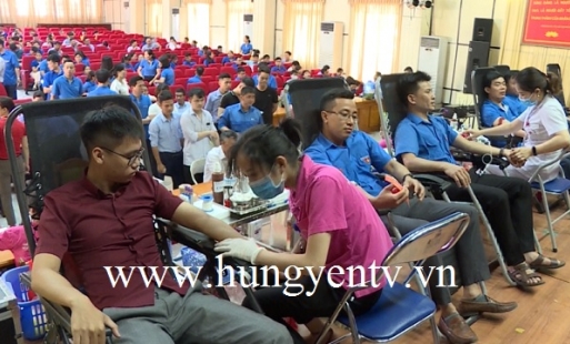 Thu trên 200 đơn vị máu từ ngày hội hiến máu của Đoàn khối Cơ quan doanh nghiệp tỉnh 