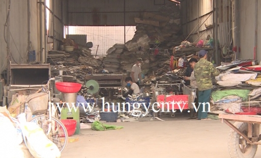 Làng nghề tái chế nhựa Phan Bôi bị cấm nhưng vẫn hoạt động