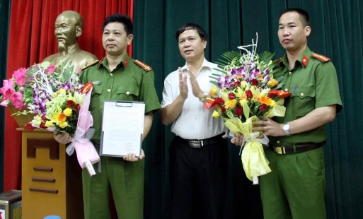 Khen thưởng nóng vụ nam thanh niên chết lõa thể trên sông ở Ân Thi