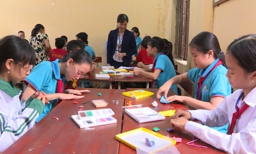 Phát triển mô hình các câu lạc bộ ở trường THCS Chu Mạnh Chinh huyện Văn Giang