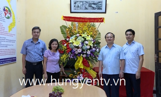 Lãnh đạo tỉnh Hưng Yên chúc mừng các cơ quan báo chí